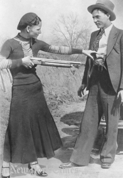 Bonnie and Clyde revelled in their publicity and liked to take photos of themselves.