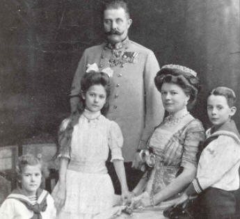 Franz and Sophie with children Sophie, Maximilian, and Ernst 